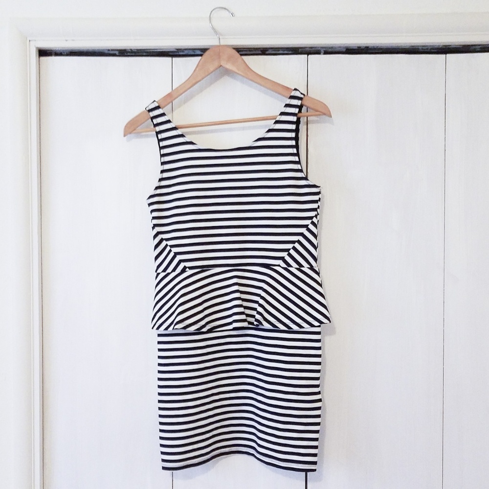 DIVIDED Black/White Stripe Peplum Bodycon Dress